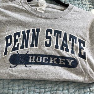 Penn State Hockey T-shirt (Size: S)
